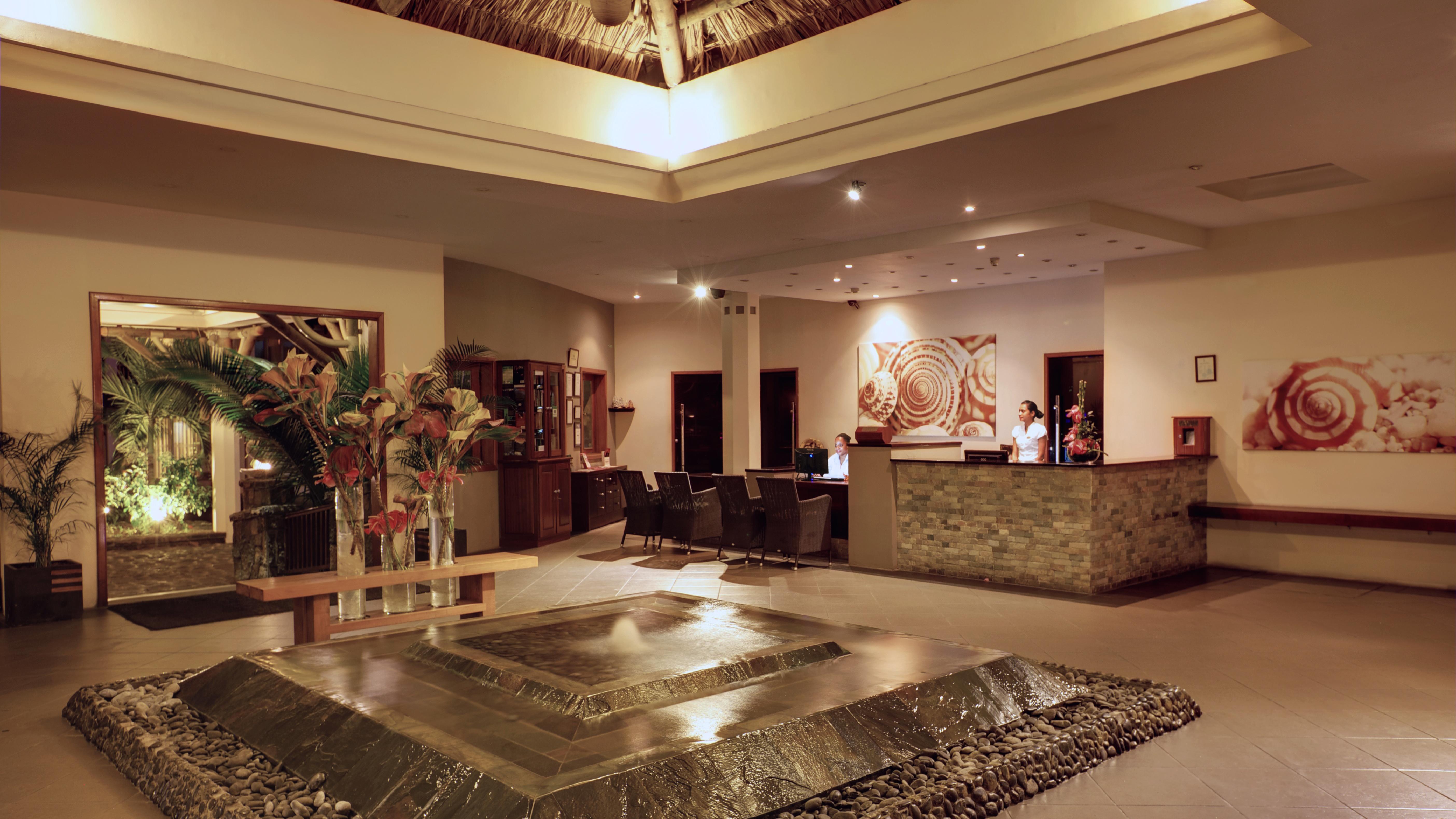Pearle Beach Resort & Spa Flic en Flac Bagian luar foto