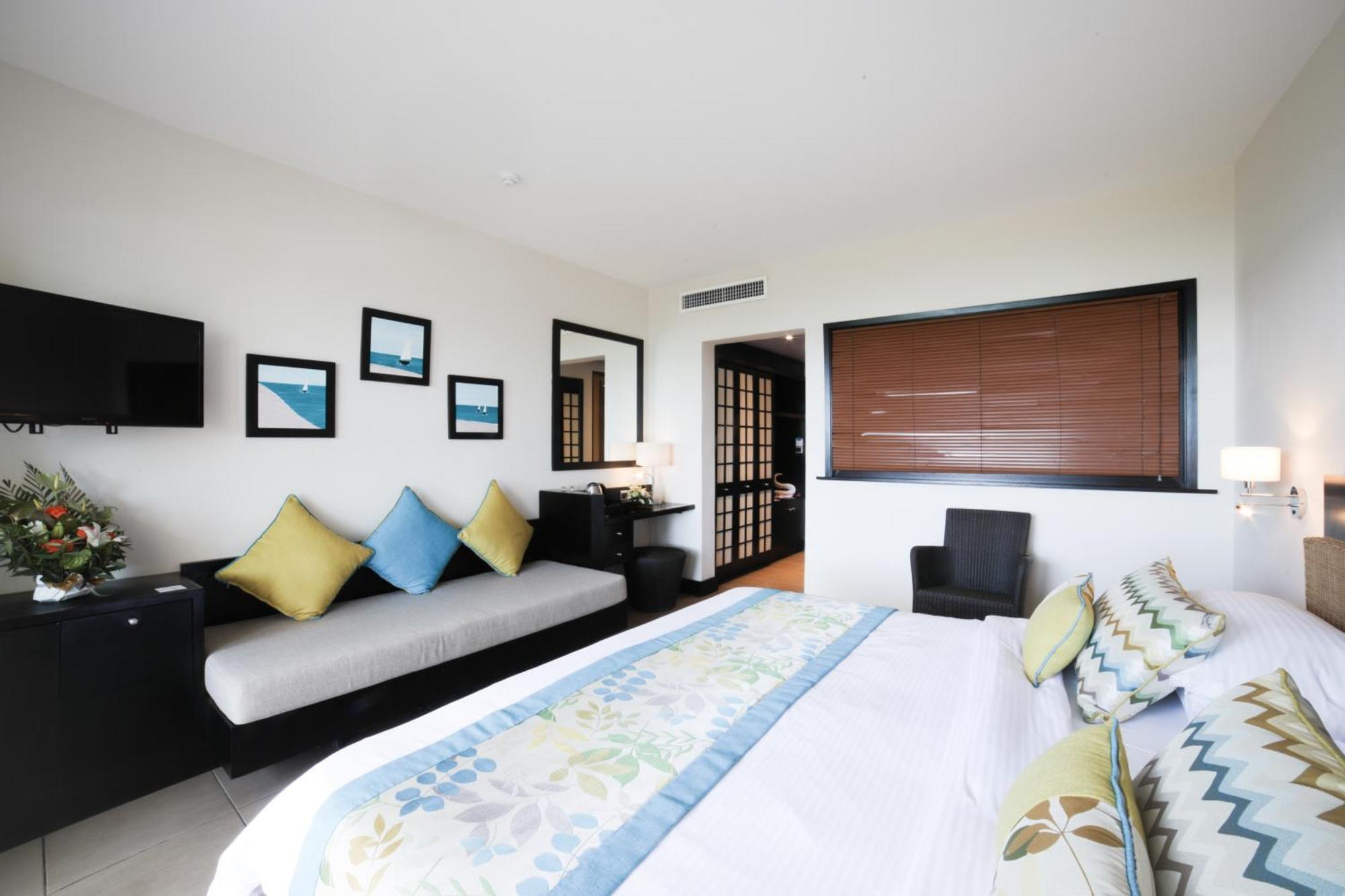 Pearle Beach Resort & Spa Flic en Flac Bagian luar foto