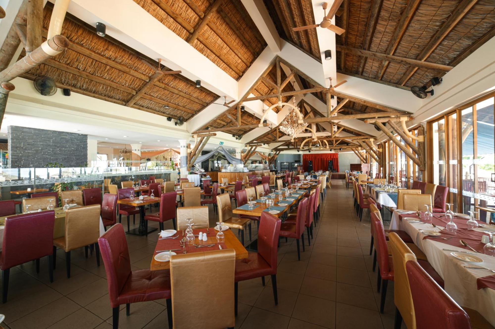 Pearle Beach Resort & Spa Flic en Flac Bagian luar foto