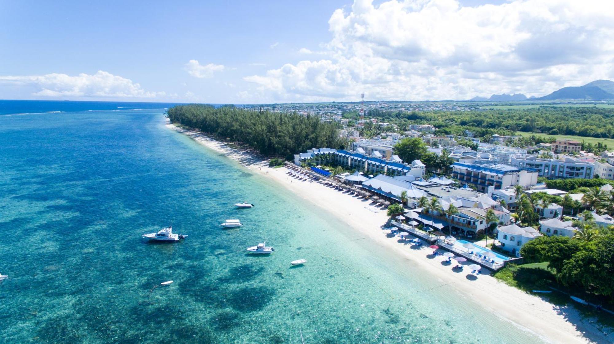 Pearle Beach Resort & Spa Flic en Flac Bagian luar foto