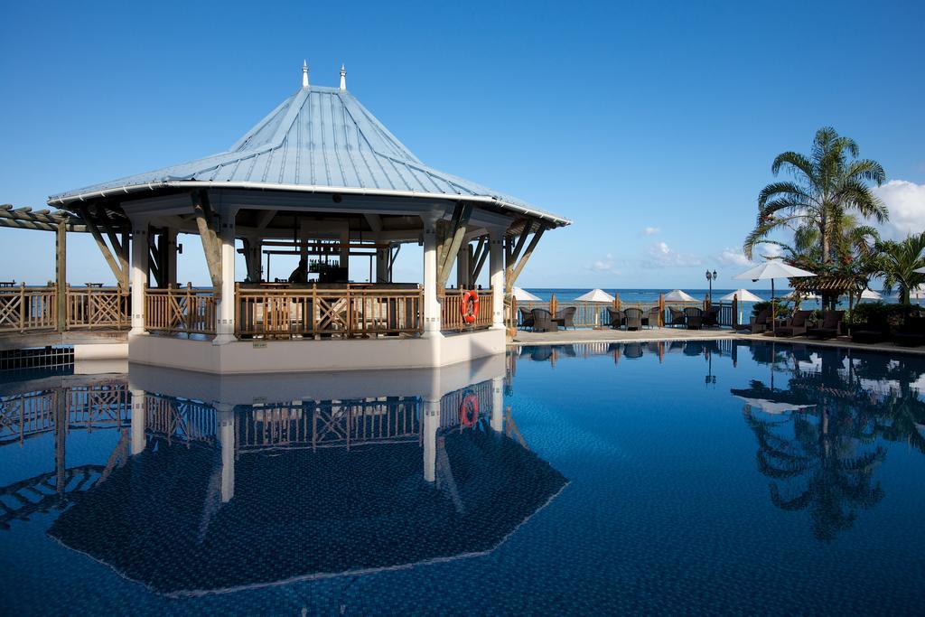 Pearle Beach Resort & Spa Flic en Flac Bagian luar foto