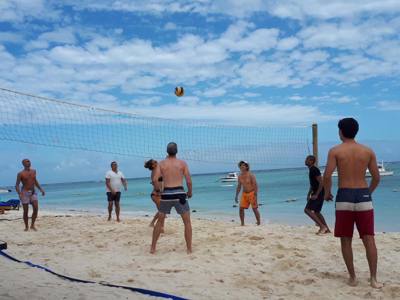 Pearle Beach Resort & Spa Flic en Flac Bagian luar foto