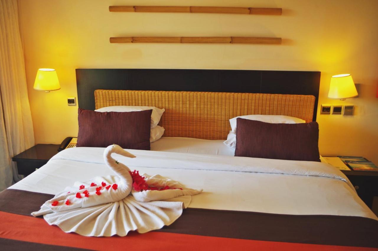 Pearle Beach Resort & Spa Flic en Flac Bagian luar foto
