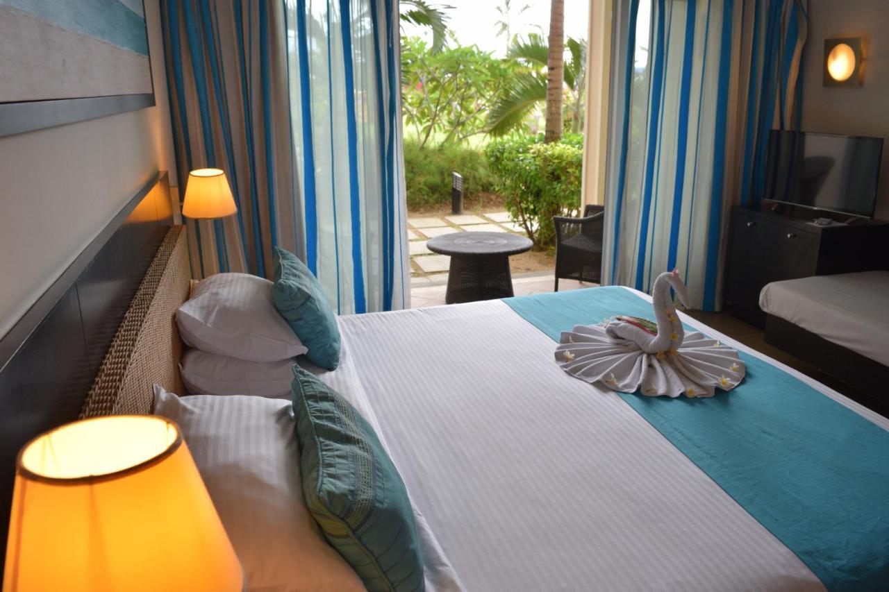 Pearle Beach Resort & Spa Flic en Flac Bagian luar foto